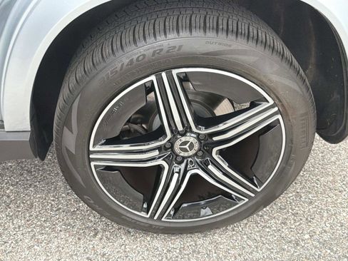 Certified 2025 Mercedes-Benz GLE 450e 4MATIC image 10