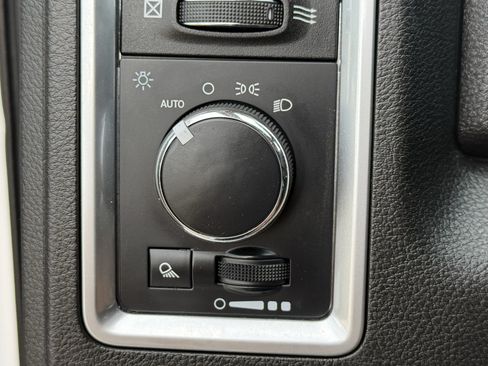 Used 2024 RAM 1500 Classic SLT RWD image 24