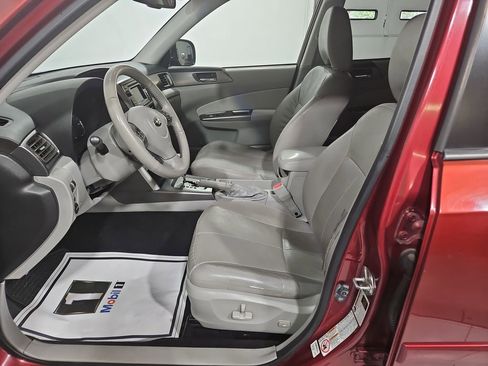 Used 2012 Subaru Forester 2.5X Limited AWD/4WD image 10
