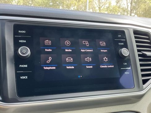 Used 2019 Volkswagen Atlas SE w/ Towing Package image 20