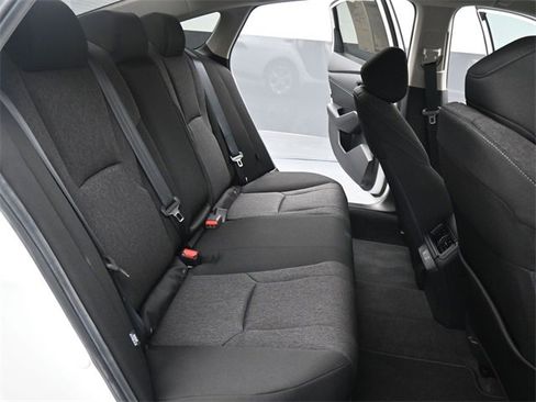 Used 2025 Honda Accord LX image 18