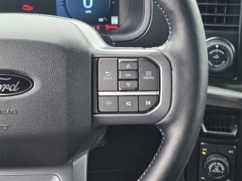 Used 2024 Ford F150 Lariat w/ FX4 Off-Road Package image 27