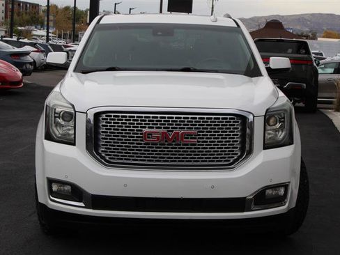 Used 2016 GMC Yukon Denali w/ Open Road Package image 3