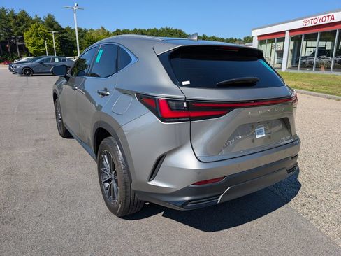 Used 2024 Lexus NX 250 FWD image 3