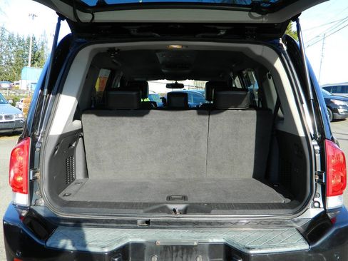 Used 2010 Nissan Armada Titanium image 10