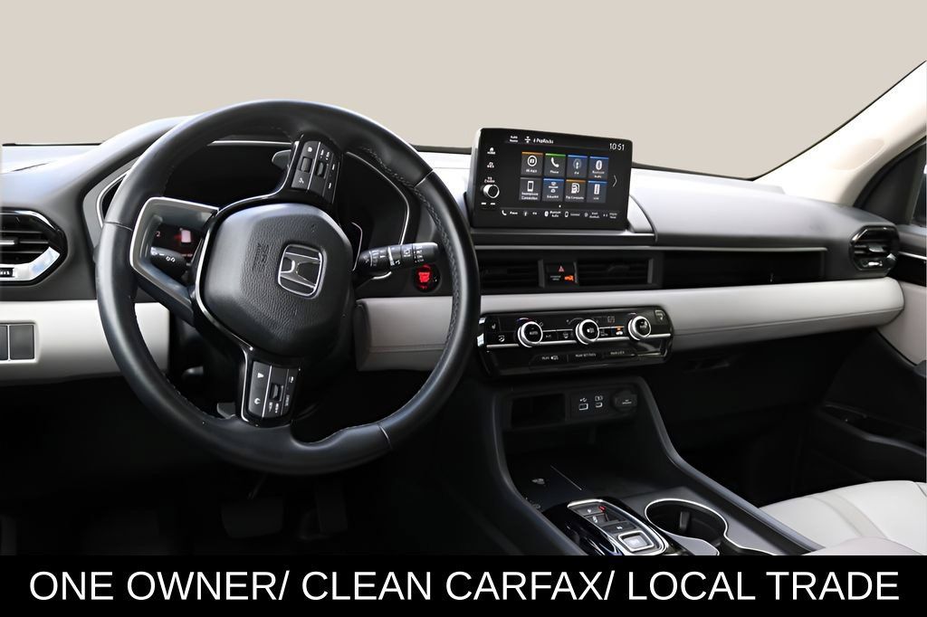 Used 2025 Honda Pilot EX-L image 13