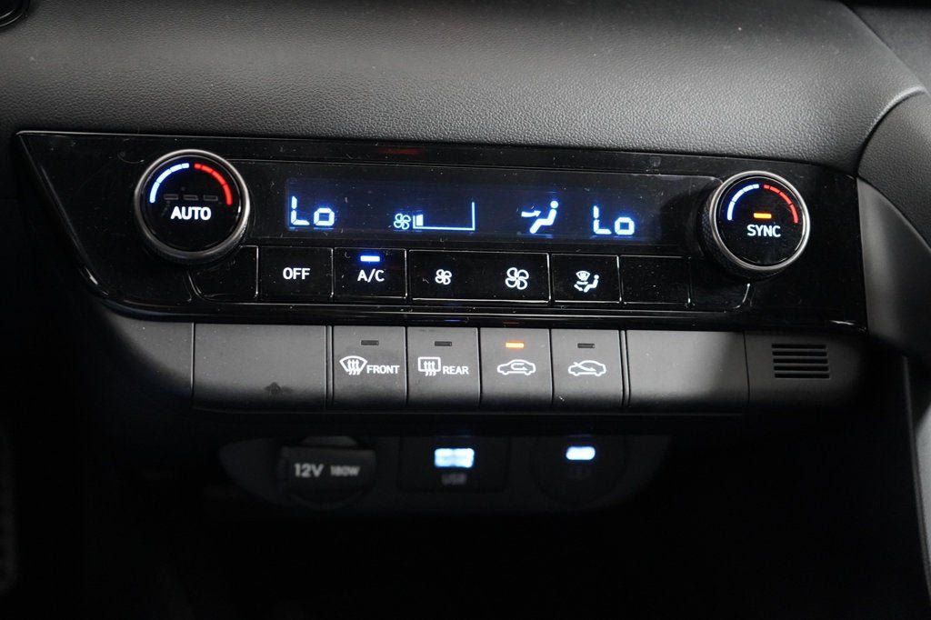 Used 2026 Hyundai Elantra Sport FWD image 23