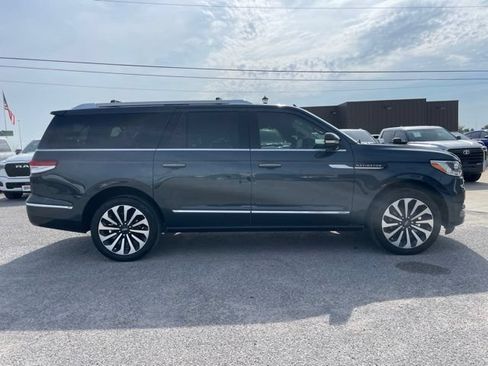 Used 2024 Lincoln Navigator L Reserve AWD/4WD image 4