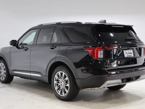 Used 2026 Ford Explorer Platinum AWD/4WD image 6