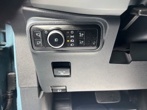 Used 2023 Ford Bronco Badlands image 16