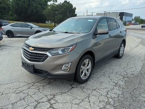 Used 2018 Chevrolet Equinox LT AWD/4WD image 1
