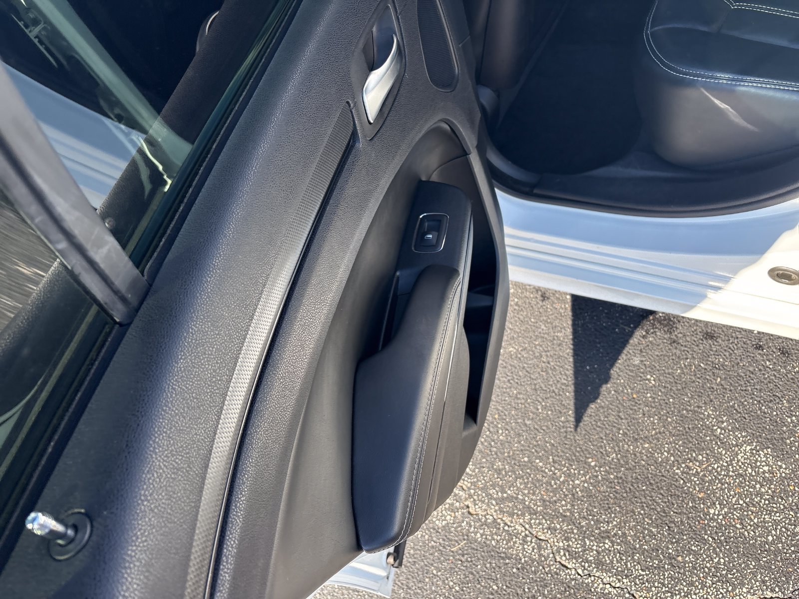 Used 2016 Chrysler 300 S RWD image 14
