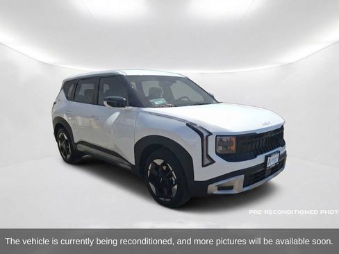 Used 2027 Kia Seltos S FWD image 3