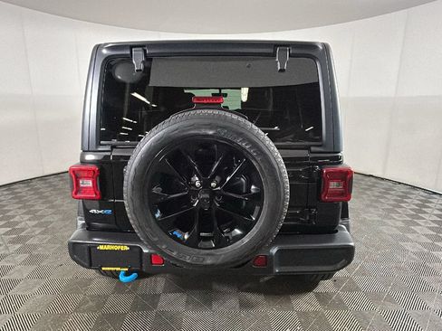 Used 2023 Jeep Wrangler Unlimited Sahara w/ Cold Weather Group AWD/4WD image 4