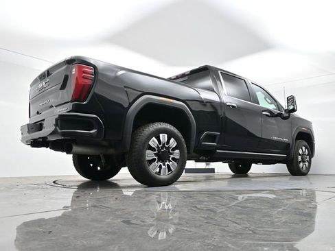 Used 2025 GMC Sierra 2500 Denali w/ Denali Reserve Package image 32
