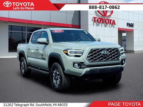 Certified 2023 Toyota Tacoma TRD Off-Road AWD/4WD image 1