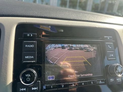 Used 2019 Honda HR-V LX image 11