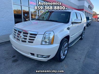 Used 2013 Cadillac Escalade ESV Luxury