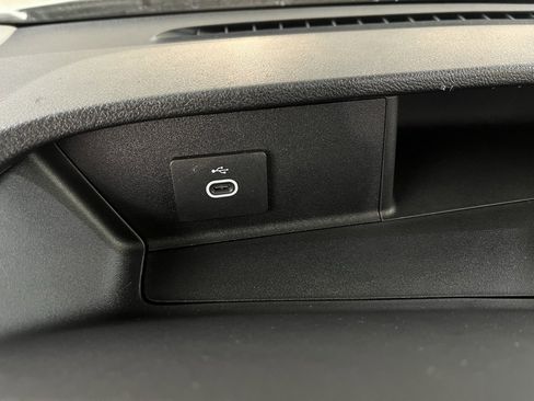 New 2026 Ford Transit 250 148 Medium Roof image 23