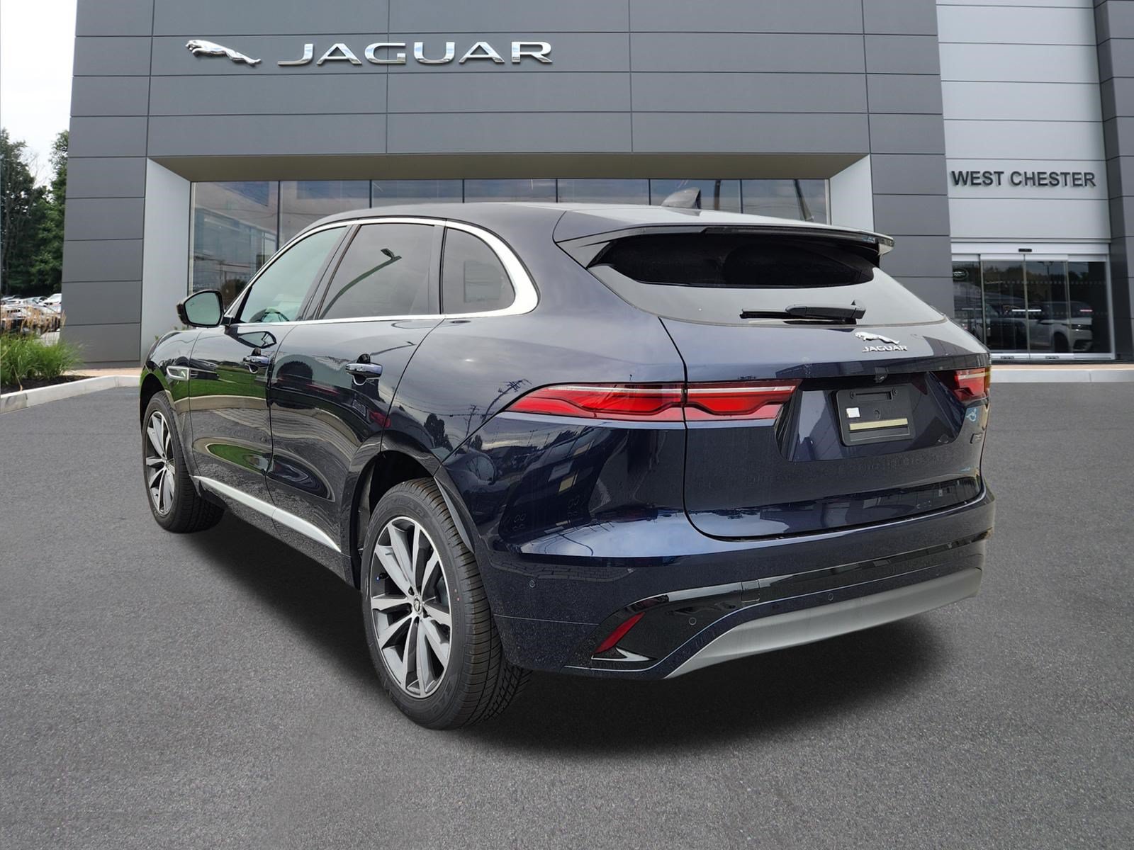 New 2026 Jaguar F-PACE R-Dynamic S AWD/4WD image 3