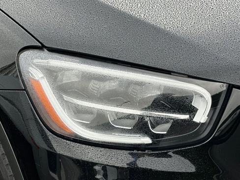 Used 2021 Mercedes-Benz GLC 300 image 13