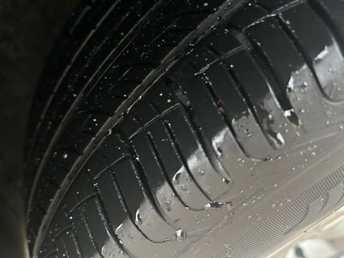 Used 2025 Chevrolet Trax LT w/ LT Convenience Package image 30