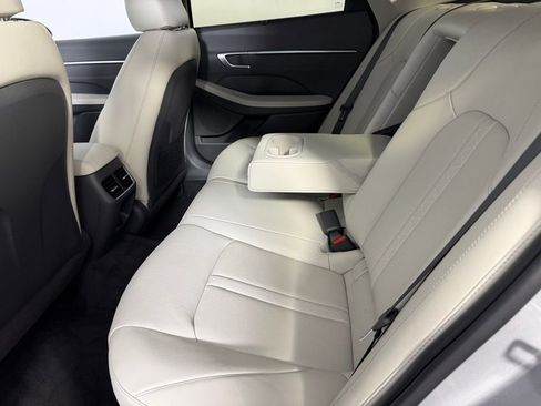 Used 2023 Hyundai Sonata Limited FWD image 28