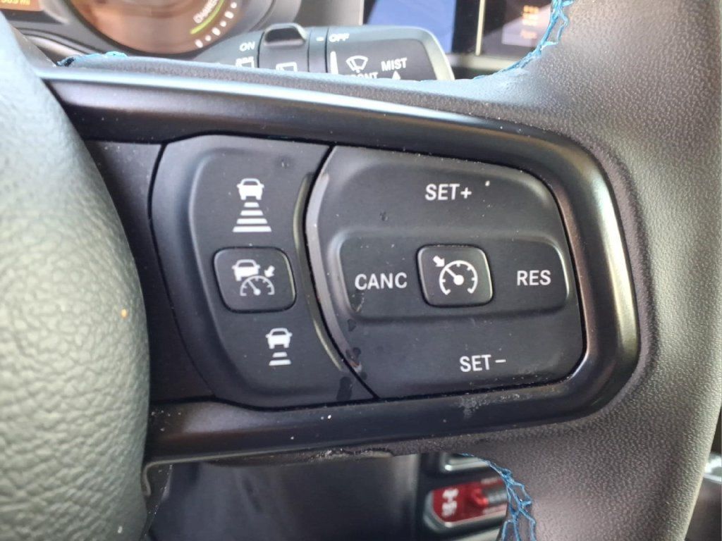 Used 2024 Jeep Wrangler Unlimited Rubicon 4xe AWD/4WD image 20