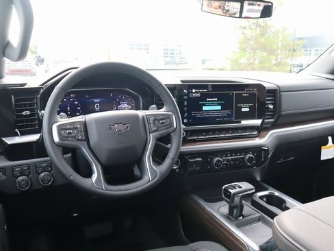 New 2026 Chevrolet Silverado 1500 RST w/ Z71 Off-Road Package image 2