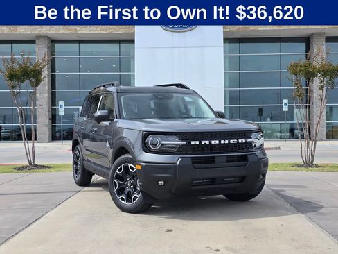 New 2026 Ford Bronco Sport Outer Banks w/ Outer Banks Tech Package+ AWD/4WD image 1