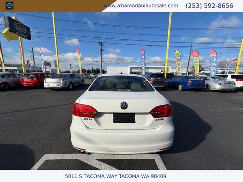 Used 2011 Volkswagen Jetta SE image 7