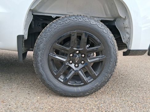 New 2026 Chevrolet Silverado 1500 Custom w/ Turbomax Blackout Package RWD image 19