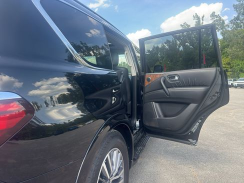 Used 2023 Nissan Armada SL w/ Captain's Chairs Package RWD image 21