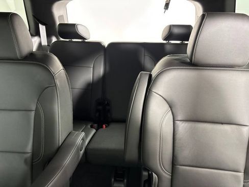 Used 2022 Chevrolet Traverse LT AWD/4WD image 27