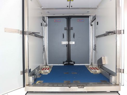 Used 2023 Ford E-350 and Econoline 350 Super Duty w/ Power Windows & Locks Group RWD image 10