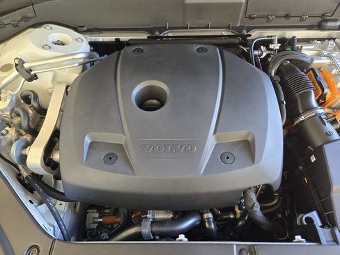 New 2026 Volvo XC90 T8 Plus image 33