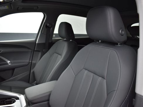 New 2026 Audi Q5 Premium Plus AWD/4WD image 9