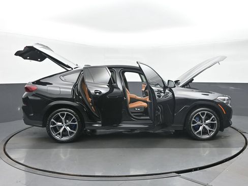 Used 2023 BMW X6 xDrive40i AWD/4WD image 40