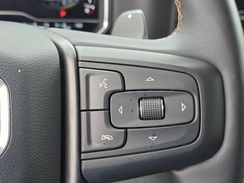 Used 2024 GMC Sierra 1500 AT4 w/ Technology Package AWD/4WD image 40