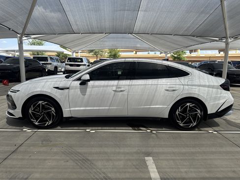 Used 2025 Hyundai Sonata SEL FWD image 3