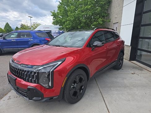 New 2026 Kia Sportage X-Line w/ X-Line Premium Package image 3