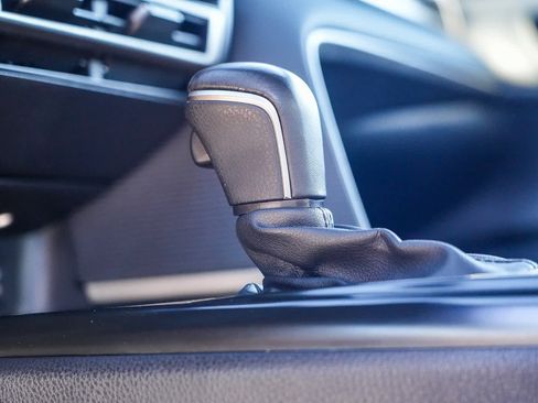 Used 2025 Toyota Camry SE FWD image 19