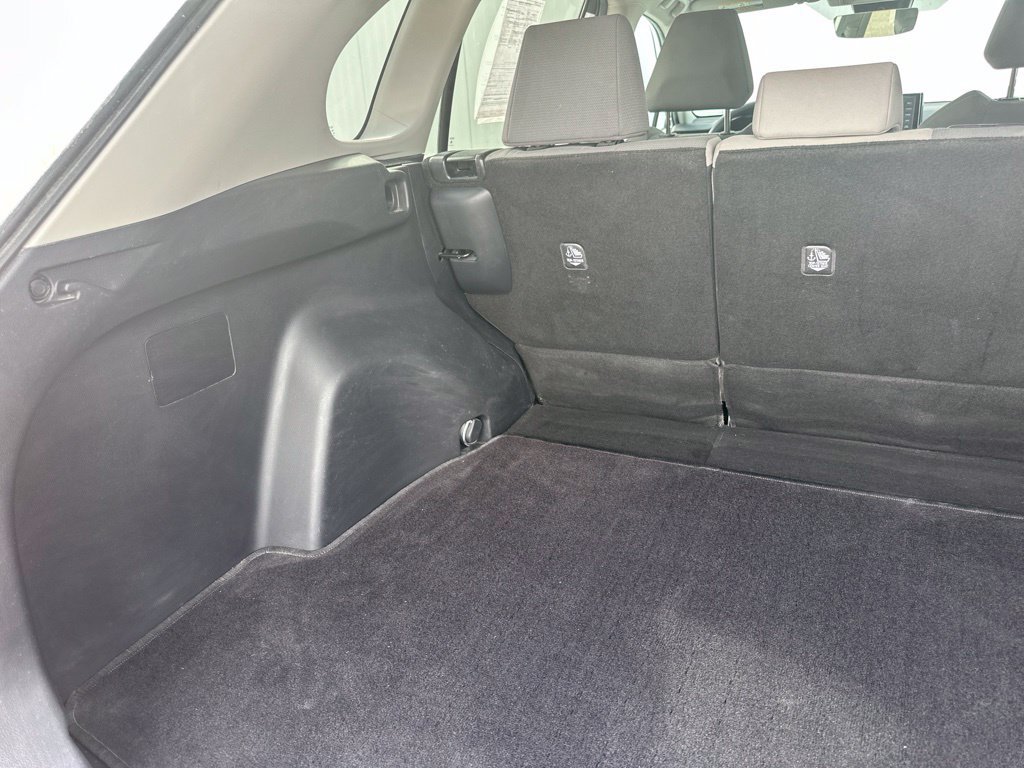 Used 2021 Toyota RAV4 XLE w/ Carpet Mat Package (TMS) AWD/4WD image 25