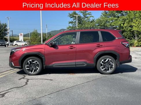 Used 2025 Subaru Forester Limited AWD/4WD image 2