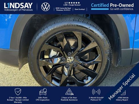 Certified 2022 Volkswagen Taos SE image 8