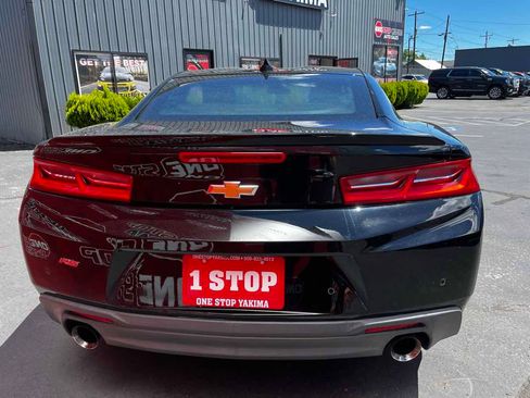 Used 2016 Chevrolet Camaro LT RWD image 6