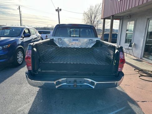 Used 2012 Toyota Tacoma Access Cab Auto 2WD image 6
