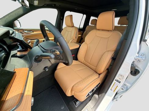 New 2026 Jeep Grand Cherokee L Summit w/ Advanced Protech Group IV AWD/4WD image 22