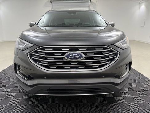 Used 2020 Ford Edge Titanium image 2