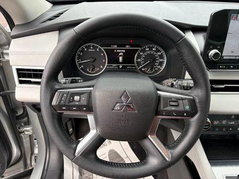 Used 2022 Mitsubishi Outlander SEL image 18